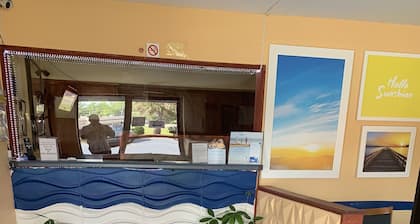Sunrise Inn