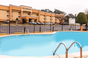 Seasonal outdoor pool