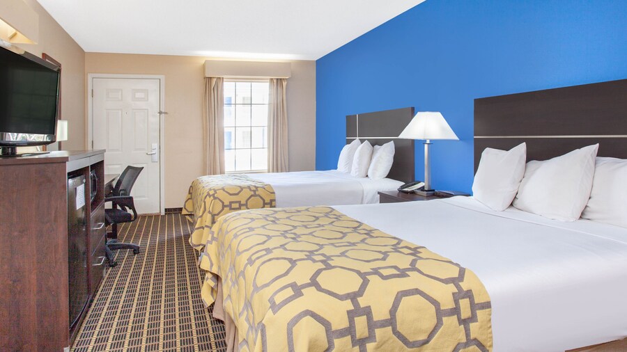 Baymont by Wyndham Greenwood