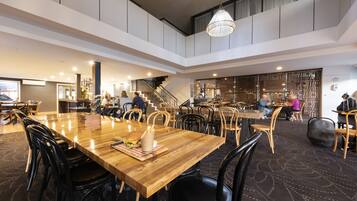 Breakfast, lunch and dinner served