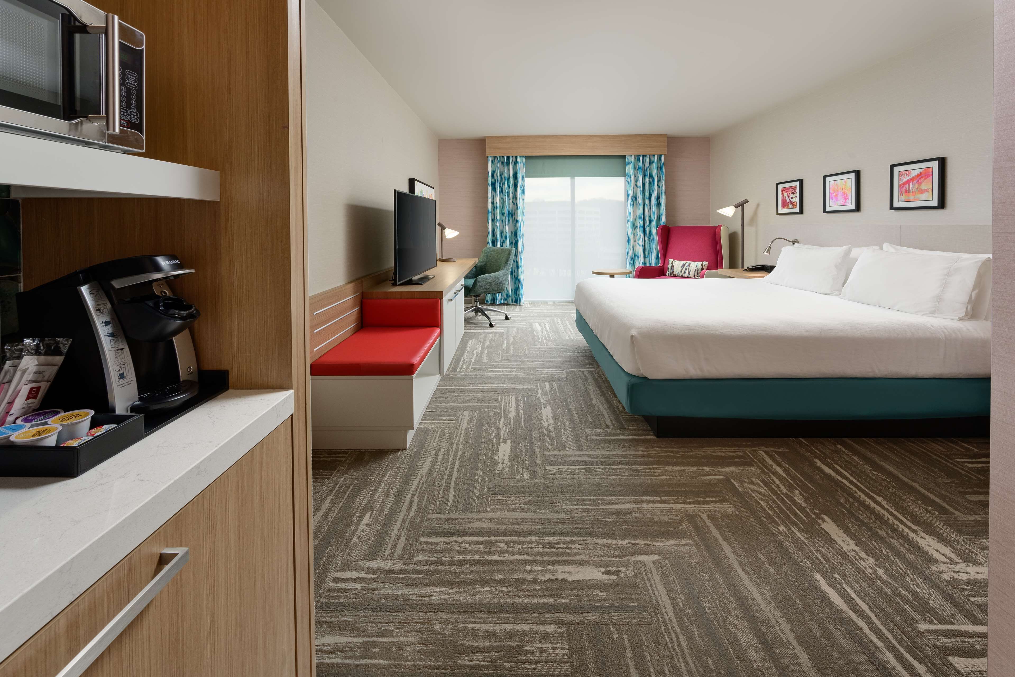 Photo - Hilton Garden Inn Knoxville Papermill Drive, Tn