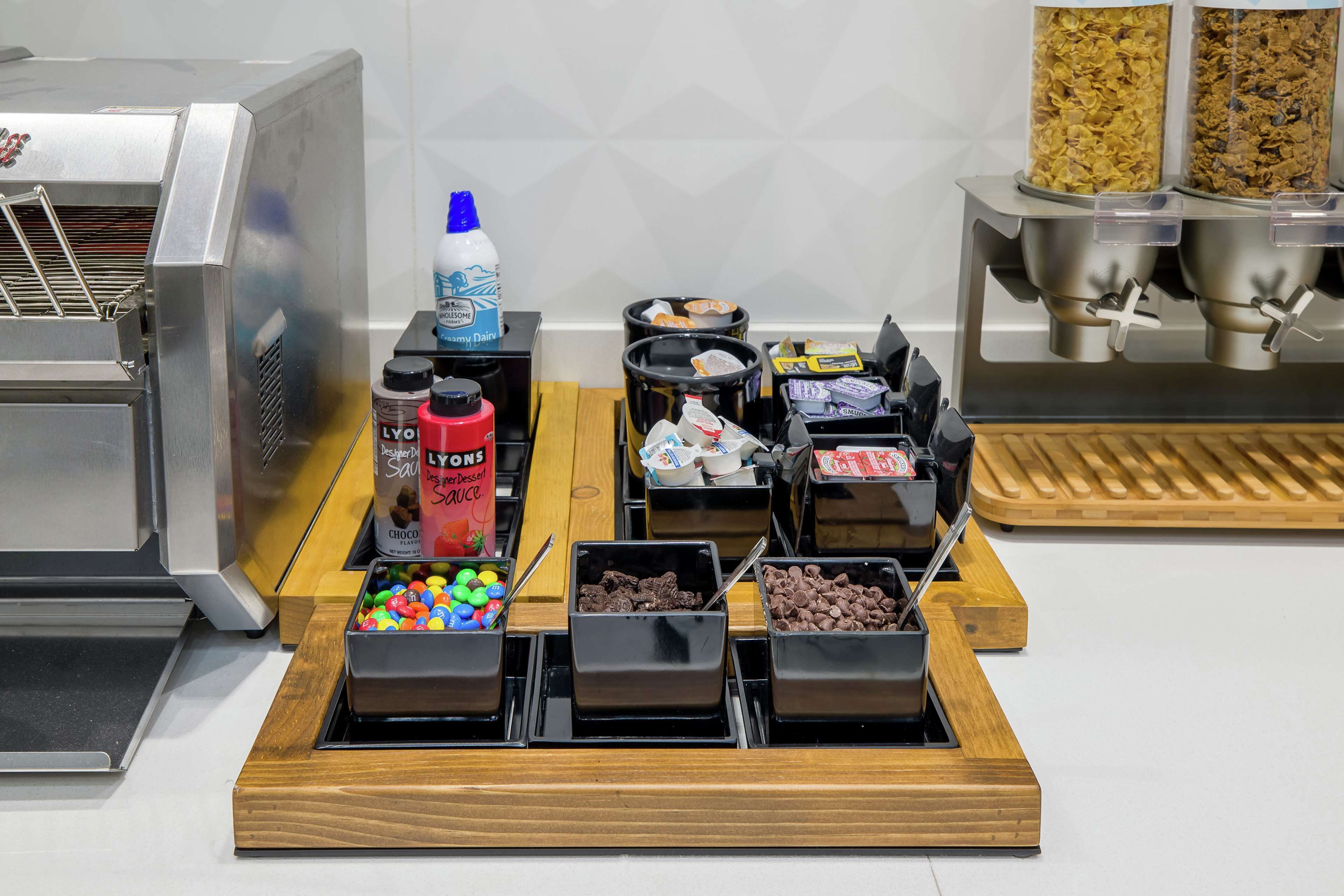 Daily cooked-to-order breakfast for a fee