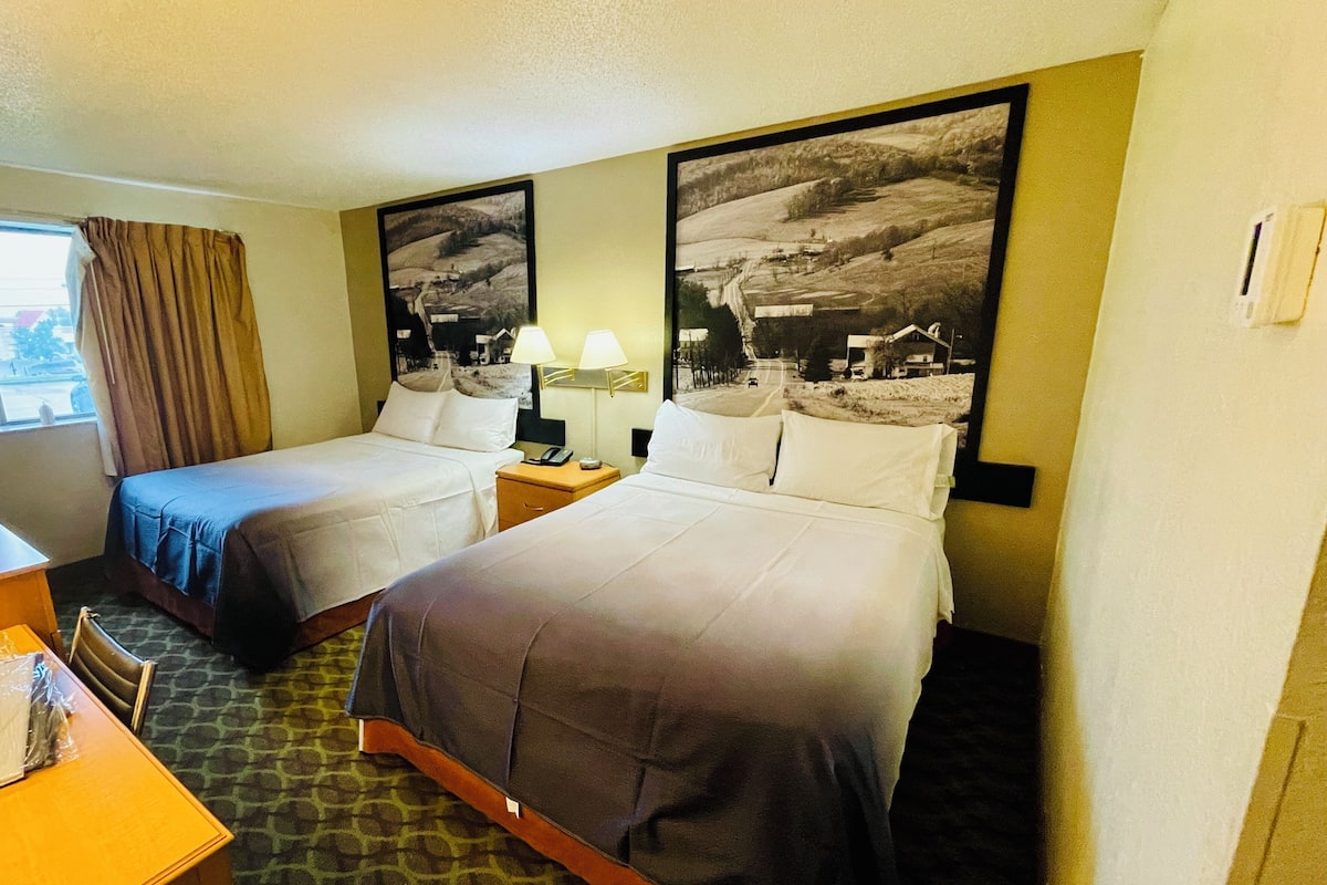 Standard Room, 2 Queen Beds