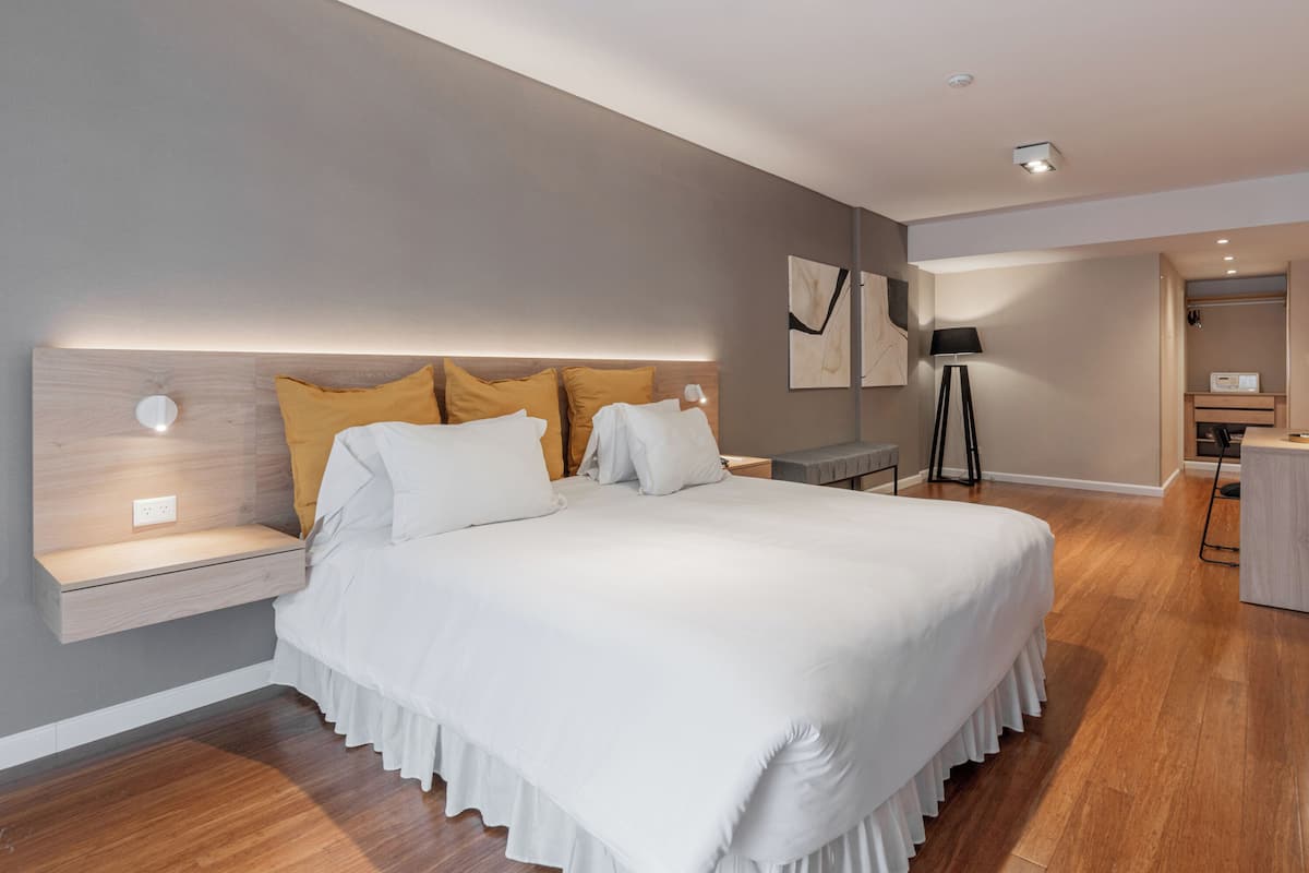 Executive Double Room | 1 bedroom, premium bedding, pillow-top beds, minibar