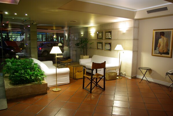 Lobby sitting area