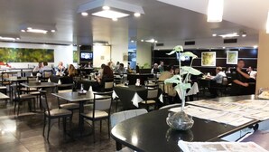 Food court - Interplaza Hotel (Córdoba)