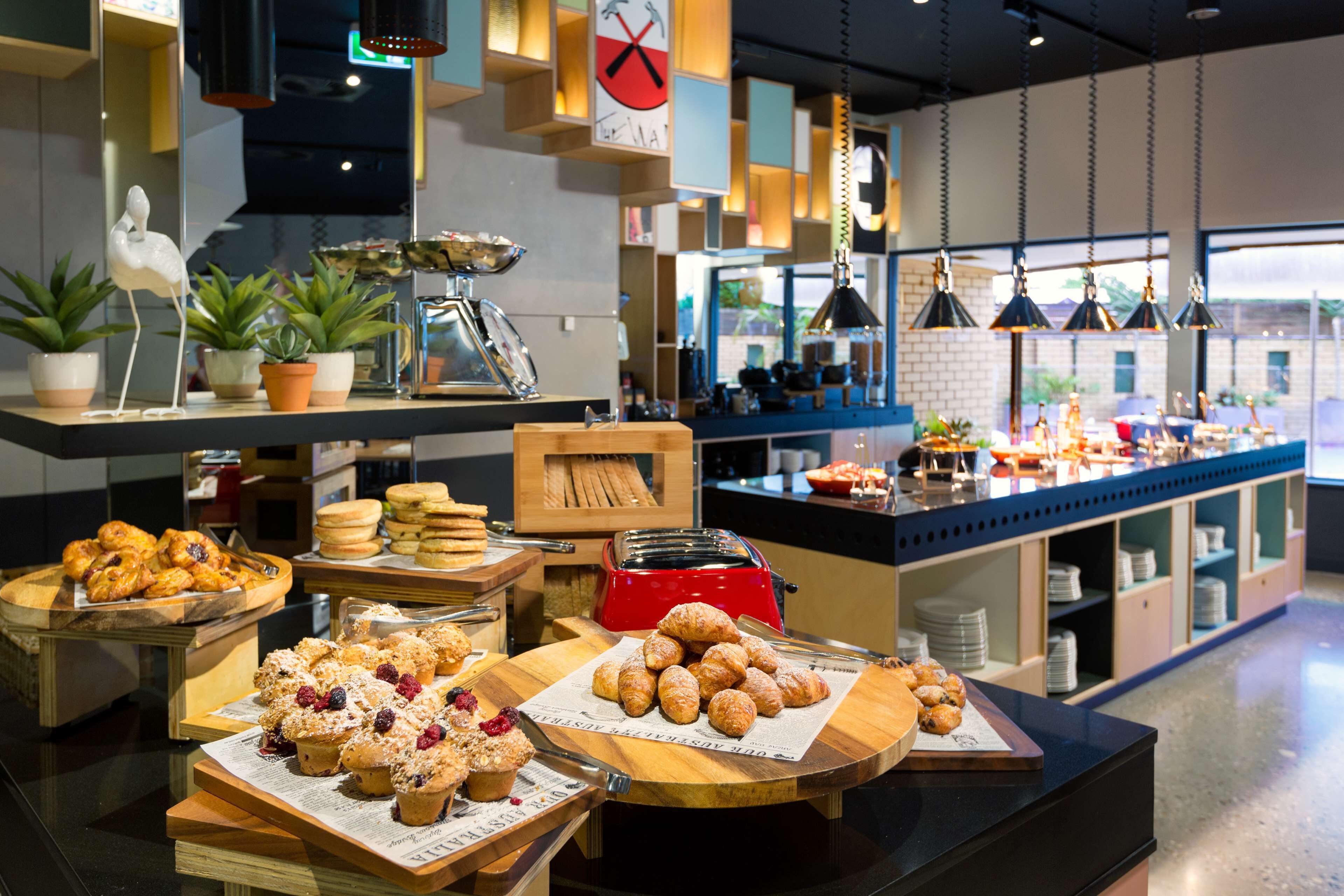 Daily buffet breakfast for a fee