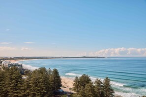 Beach/ocean view - Rydges Cronulla Beachside (Cronulla)