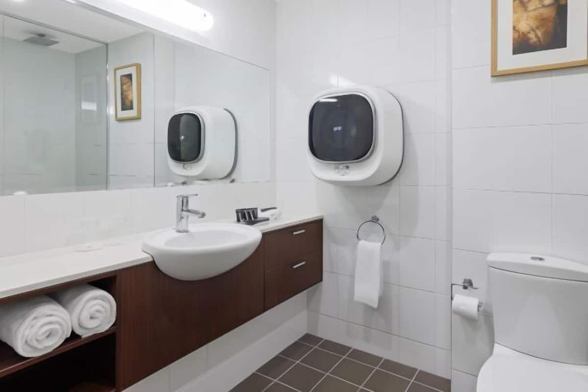 Bathroom | Designer toiletries, hair dryer, bathrobes, towels