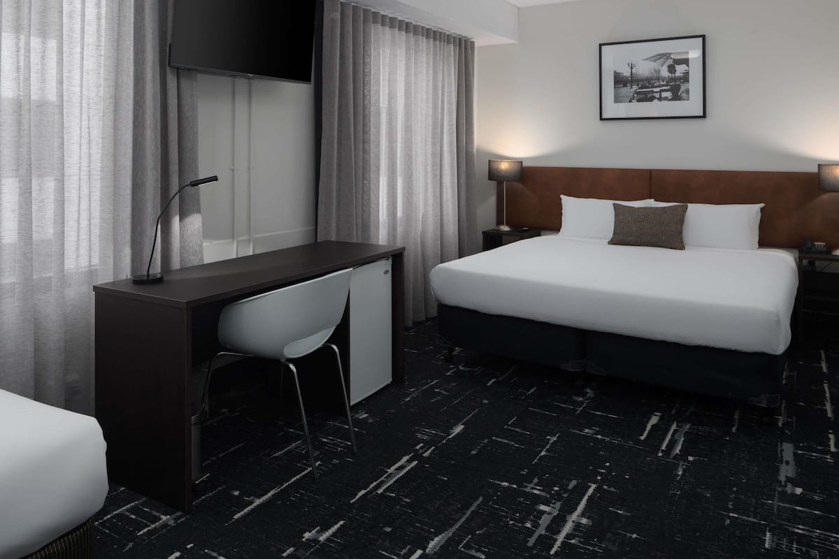 Hypo-allergenic bedding, in-room safe, individually decorated