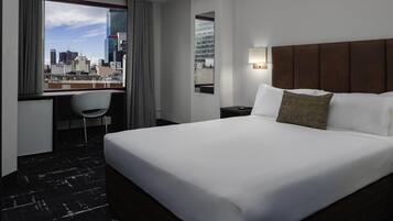 Standard Room, 1 Queen Bed | Hypo-allergenic bedding, in-room safe, individually decorated