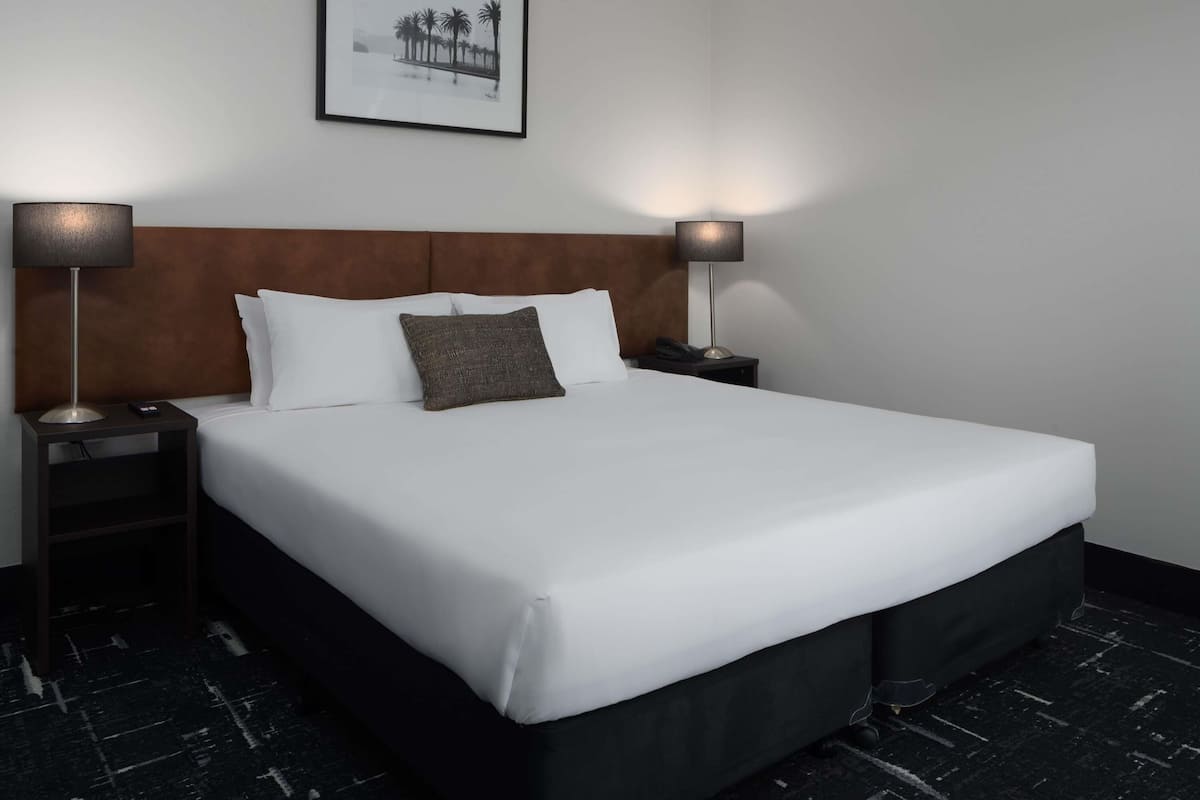 Superior Room, 1 King Bed | Hypo-allergenic bedding, in-room safe, individually decorated