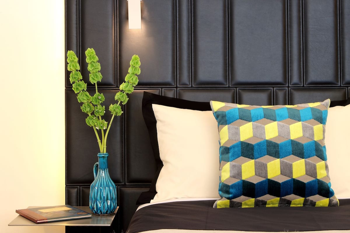 palatial suite | free minibar, in-room safe, desk, iron/ironing board