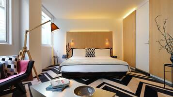 Quarto premier, 1 cama King | Frigobar (abastecido com itens grátis), cofres nos quartos, escrivaninha