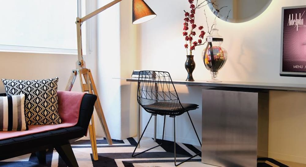 Adelphi Hotel by null