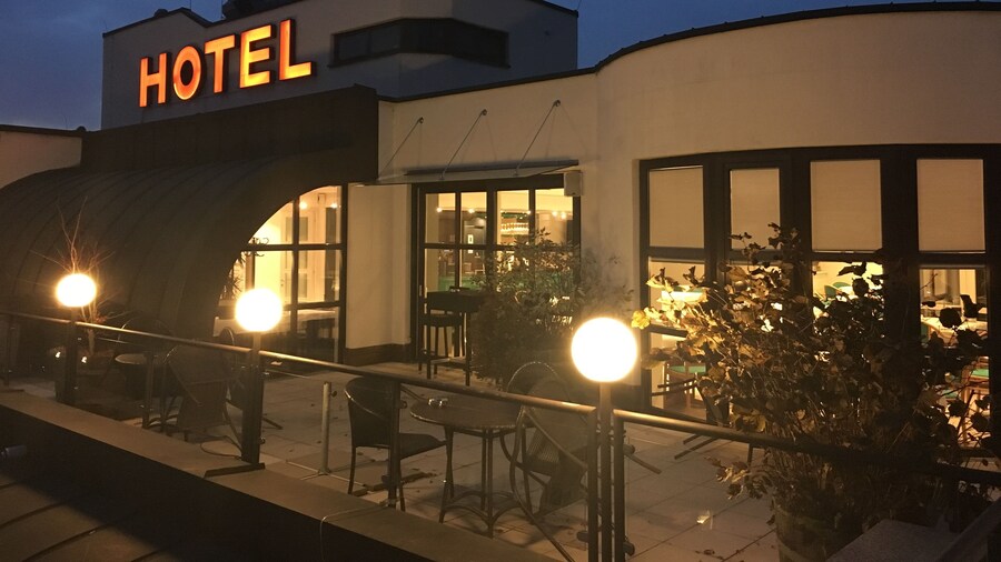 Skycity Hotel Atrigon