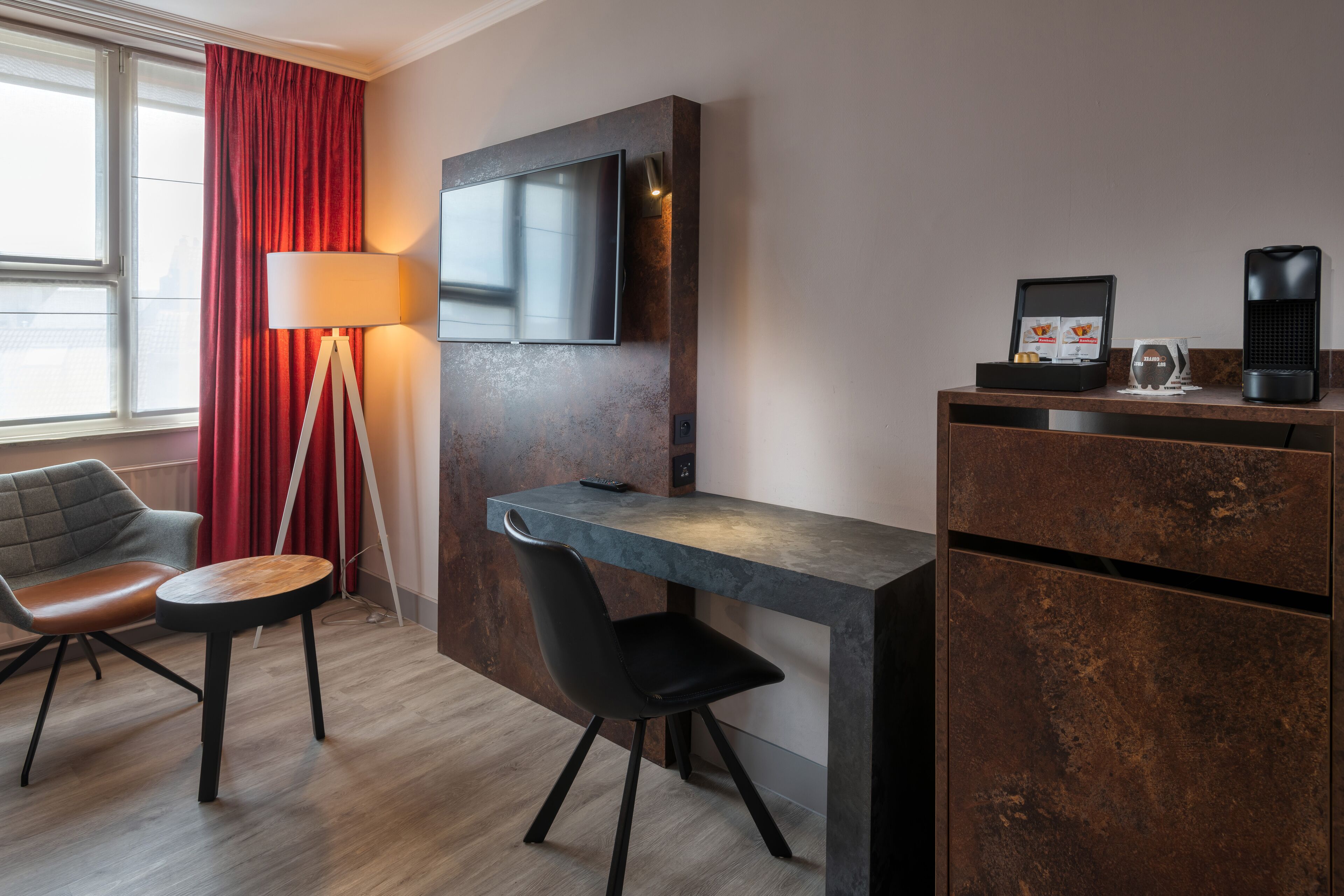 deluxe double room | premium bedding, in-room safe, individually furnished, desk