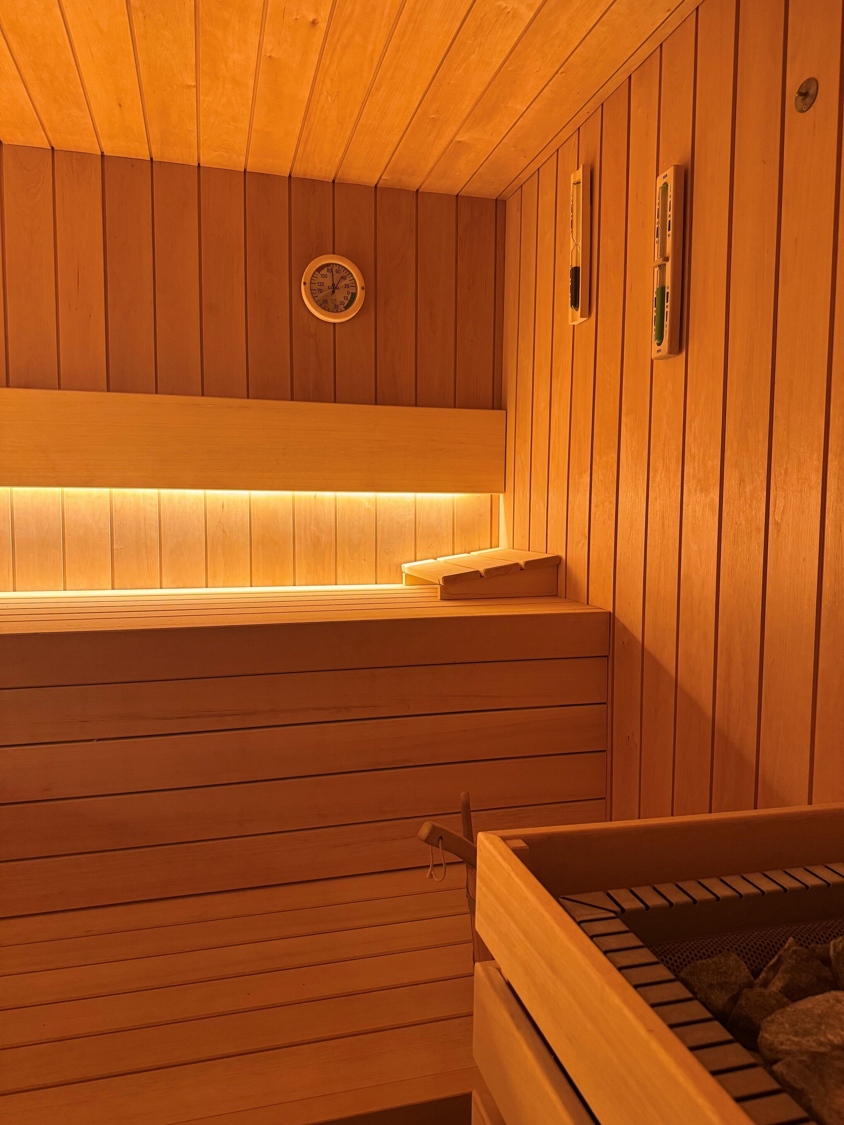 sauna, hot tub, steam room, massages