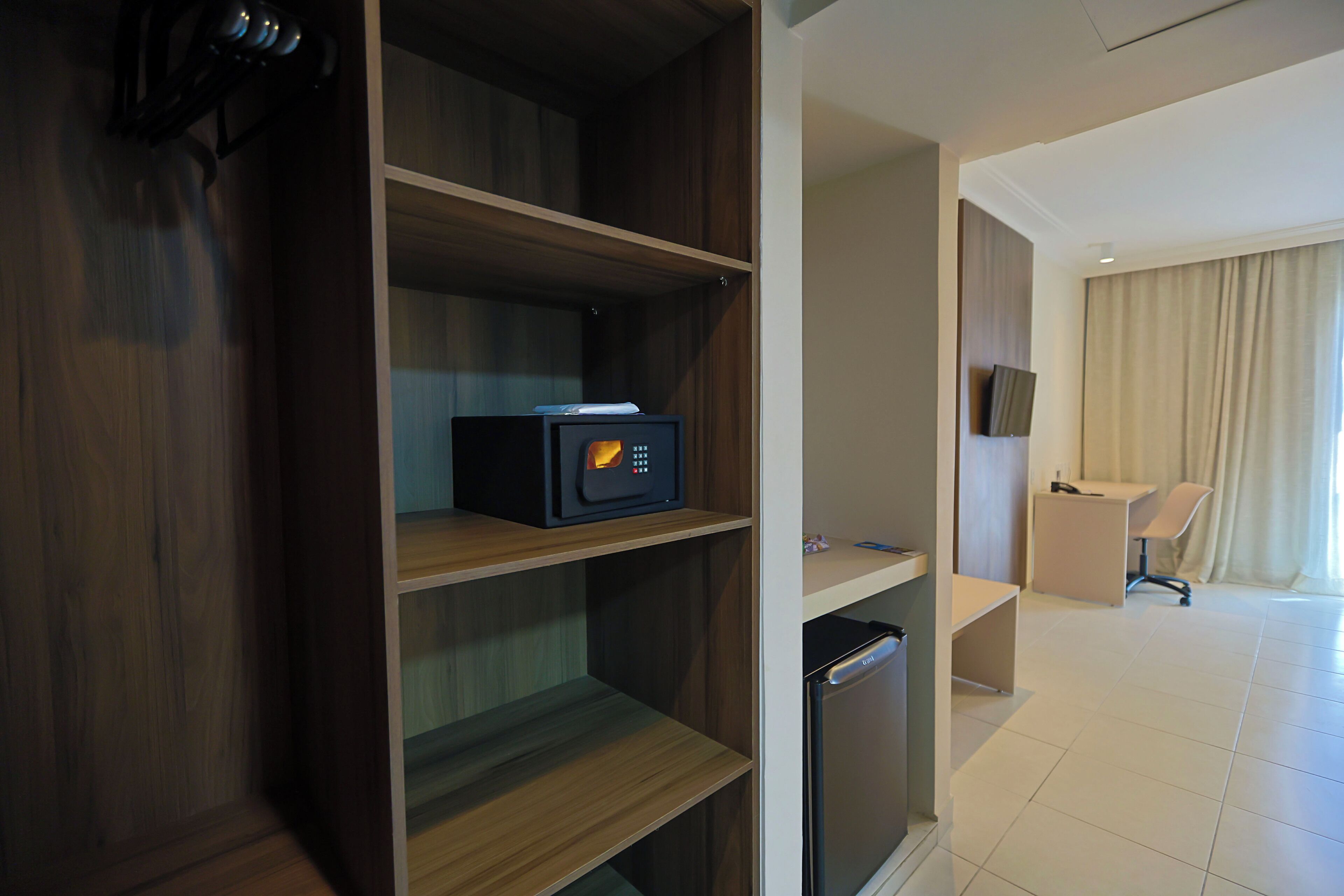 1 bedroom, minibar, in-room safe, desk