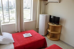 Minibar, bed sheets