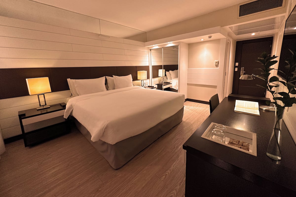 1 bedroom, minibar, in-room safe, desk