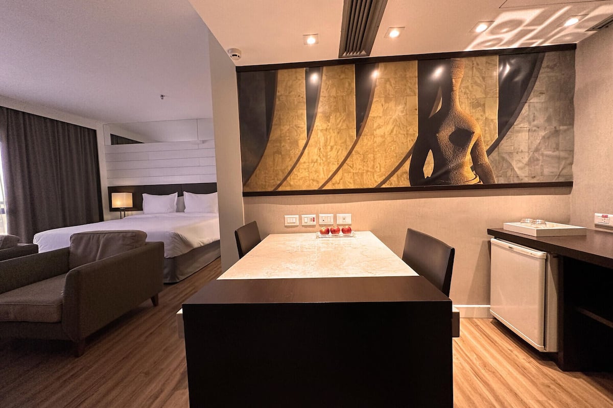 1 bedroom, minibar, in-room safe, desk
