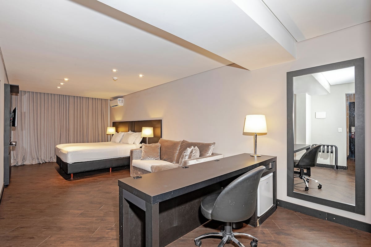 SUITE | In-room safe, desk, laptop workspace, iron/ironing board