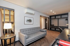SUITE MASTER | Room amenity - Slaviero Baía Norte Florianópolis (Florianópolis)