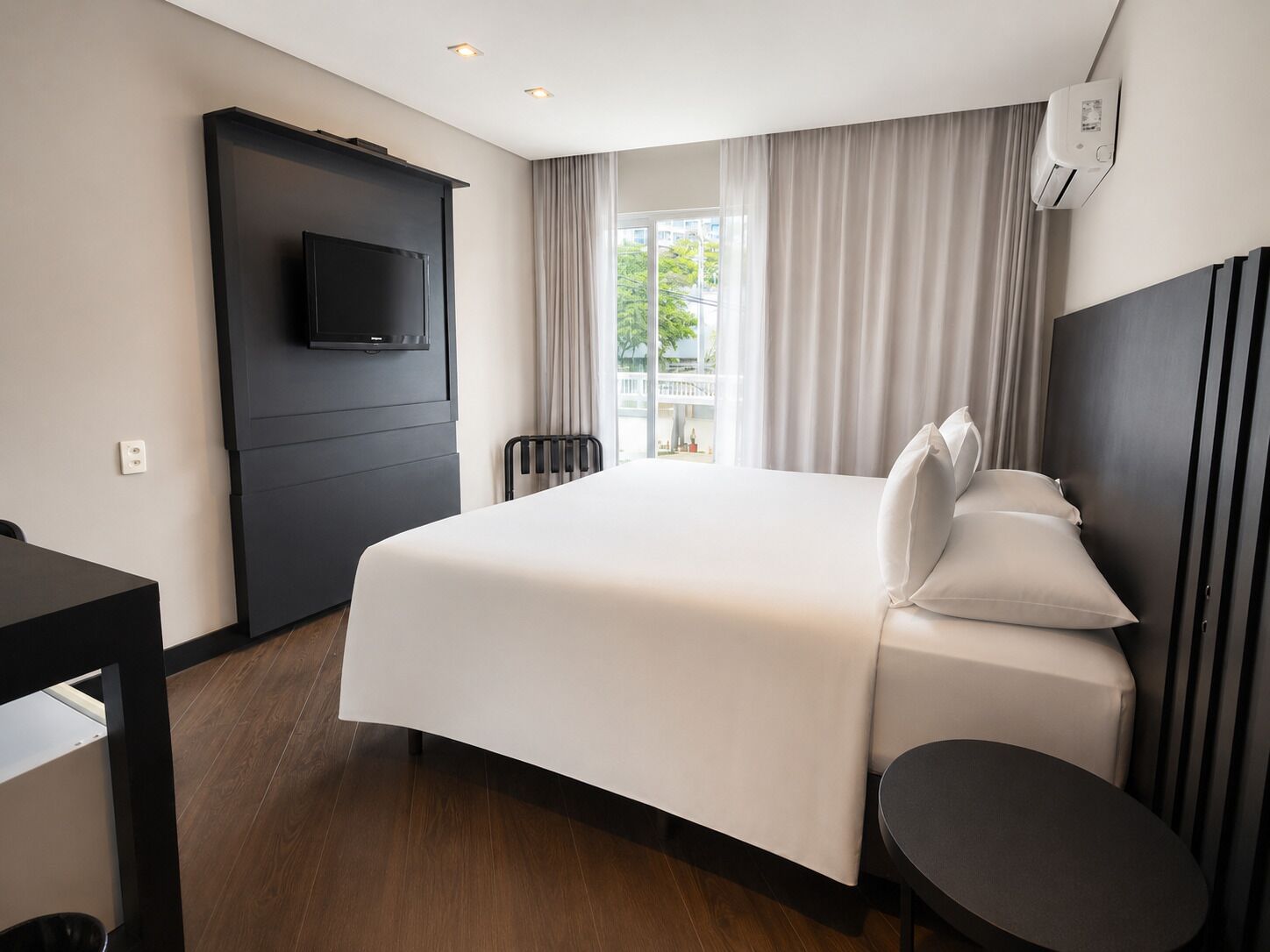Deluxe Double Room, Mobility Accessible (PcD) | In-room safe, desk, laptop workspace, iron/ironing board