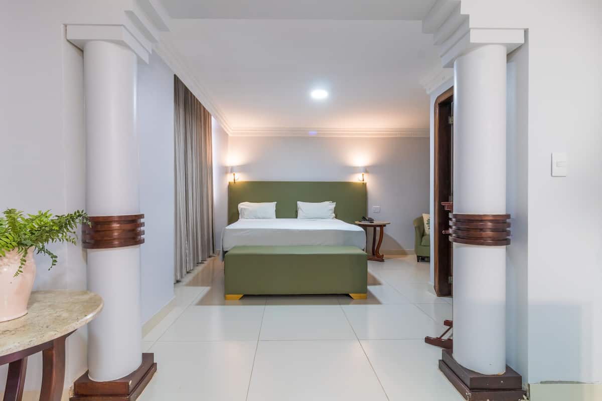 Superior Suite | 1 bedroom, minibar, desk, laptop workspace
