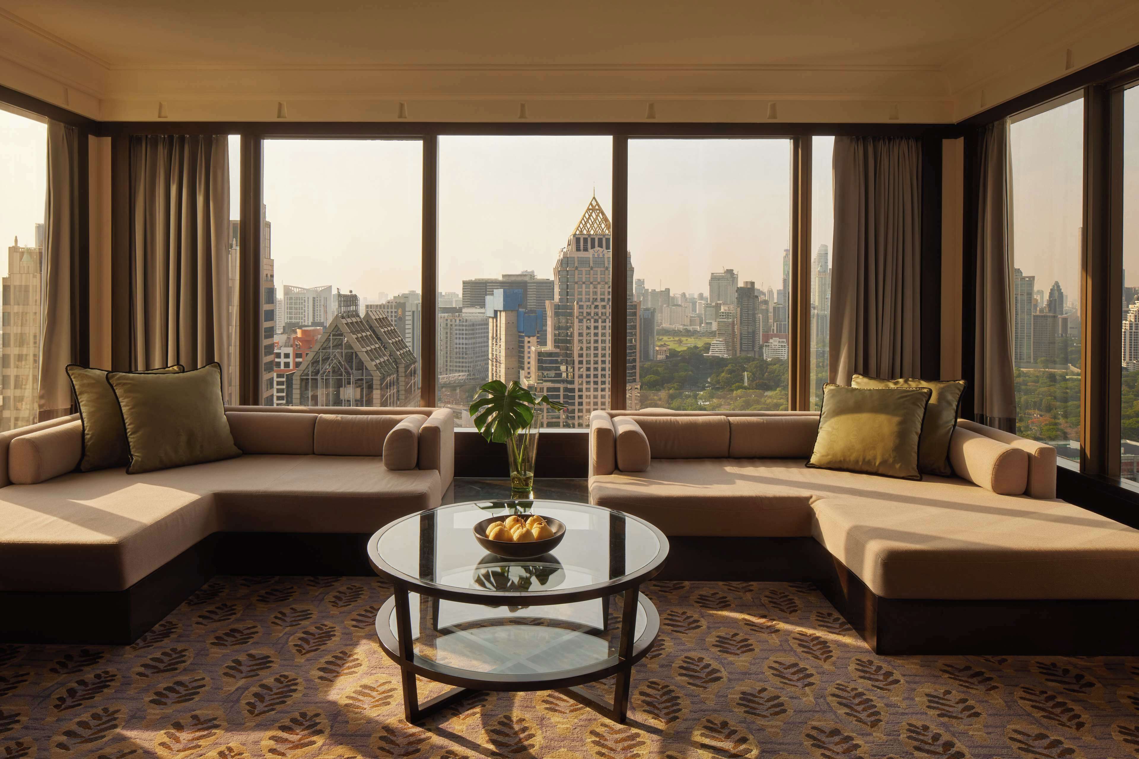 Spa Sanctuary Suite | Egyptian cotton sheets, premium bedding, minibar, in-room safe