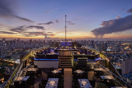 Restaurant. Banyan Tree Bangkok