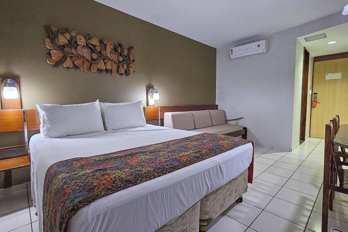 Minibar, in-room safe, desk, free WiFi