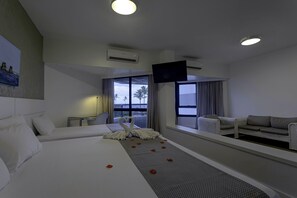 1 bedroom, in-room safe, desk, free WiFi