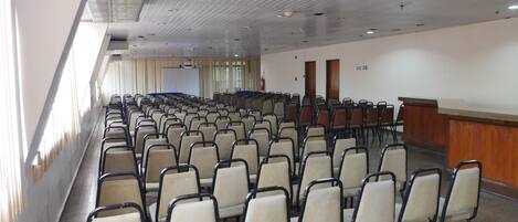 สถานที่จัดงานประชุม