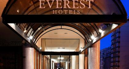Everest Porto Alegre Hotel