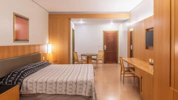 In-room safe, desk, blackout drapes, free cribs/infant beds