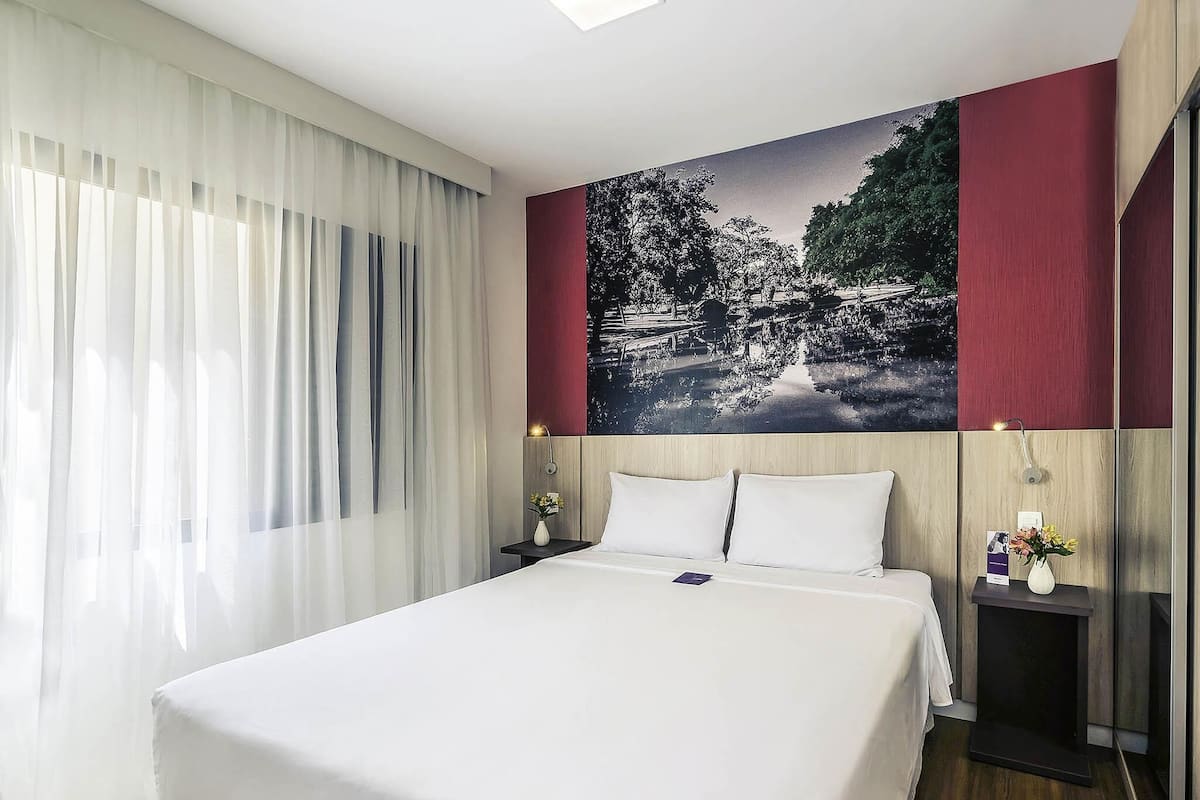 Superior Suite, 1 Queen Bed with Sofa bed | Premium bedding, minibar, in-room safe, desk