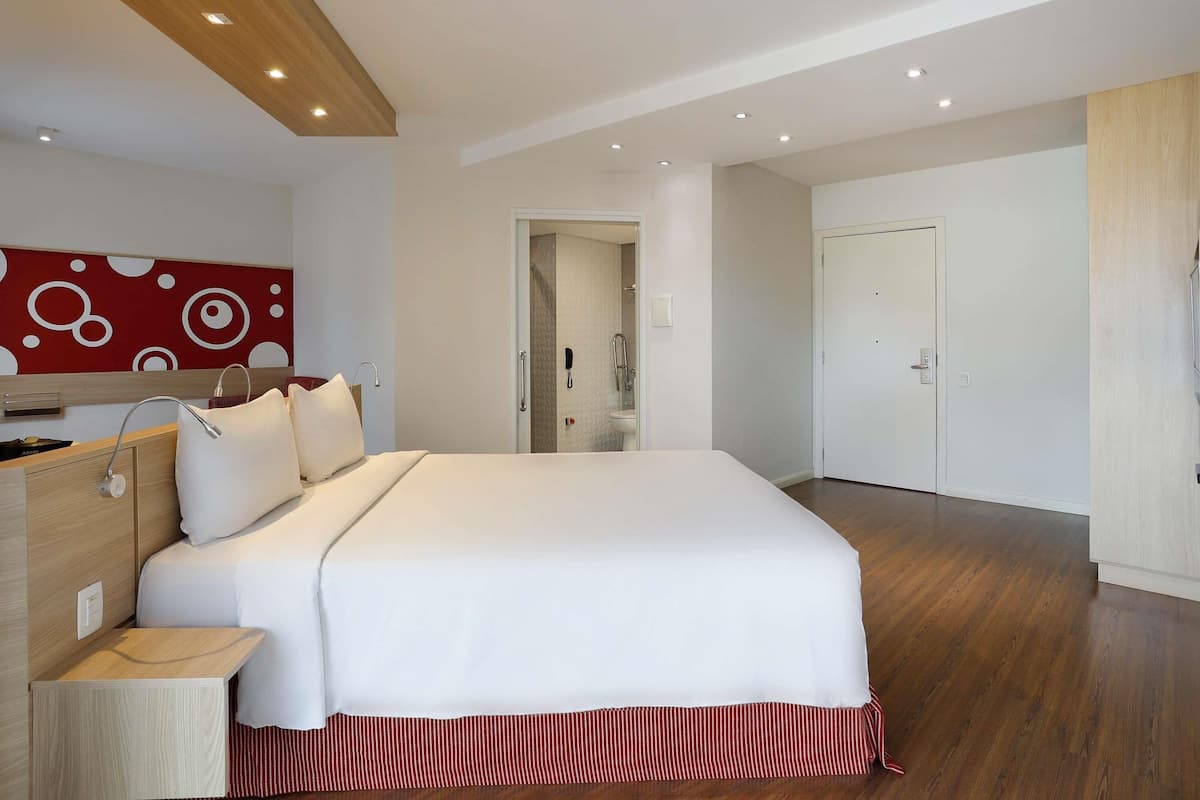 Literie de qualité supérieure, minibar, coffres-forts dans les chambres