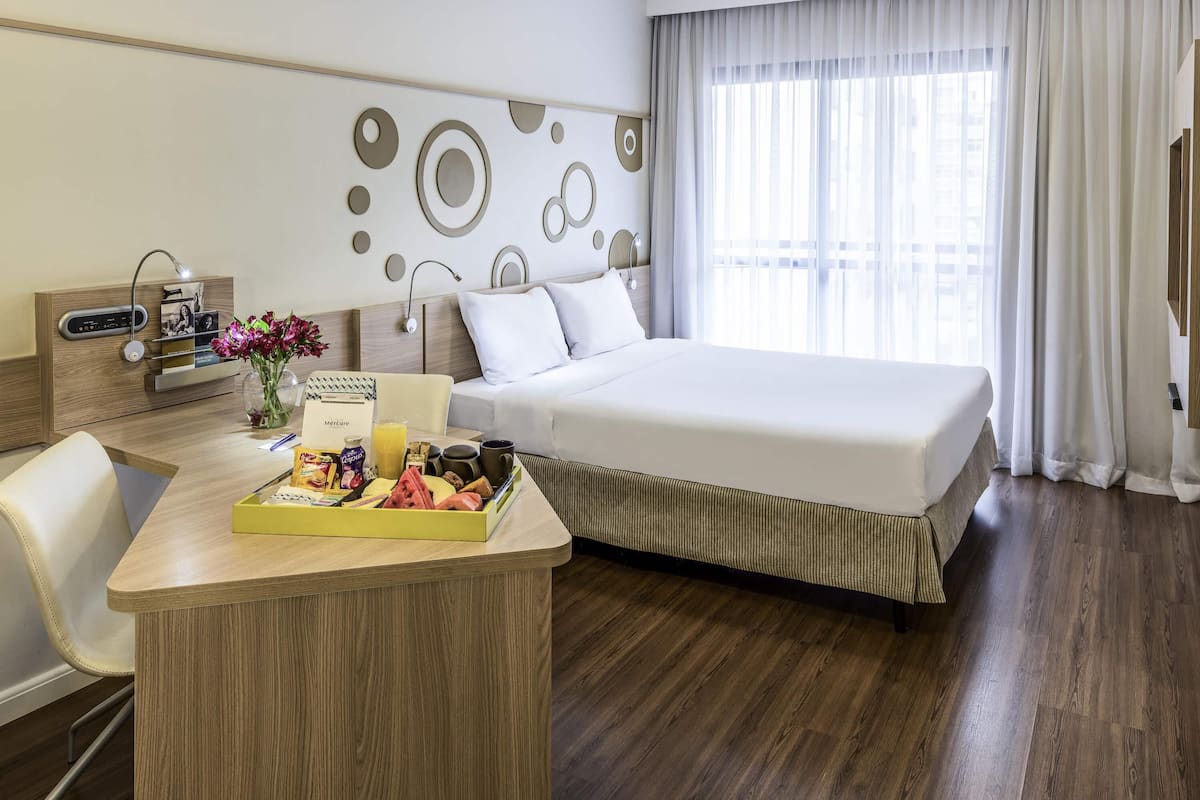 Chambre Standard, 1 lit double | Literie de qualité supérieure, minibar, coffres-forts dans les chambres