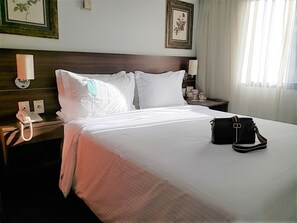 Economy Studio | Minibar, in-room safe, blackout drapes, soundproofing - Bristol The Time (São Paulo)