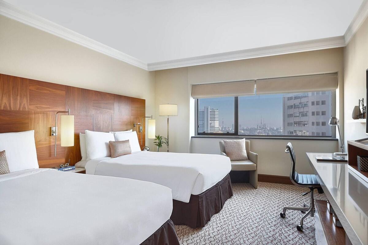 Ropa de cama de alta calidad, edredón y minibar