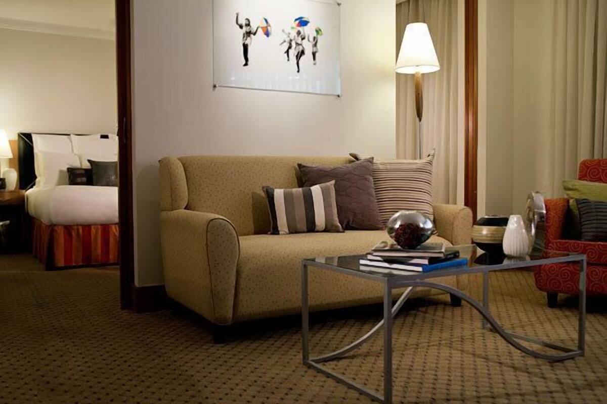 Premium bedding, down duvets, minibar, in-room safe