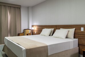 Quarto Luxo Casal | Minibar, desk, laptop workspace, free WiFi - Hotel Resort Rio Poty (São Luís)