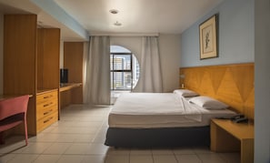 Master Suite, Ocean View | Minibar, desk, laptop workspace, free WiFi