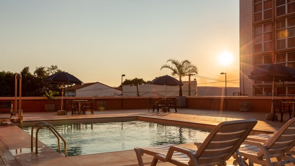 Pool - Rede Andrade Luxor Hotel (Teresina)