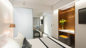 Standard Double Room, 1 King Bed | Minibar, in-room safe, desk, soundproofing