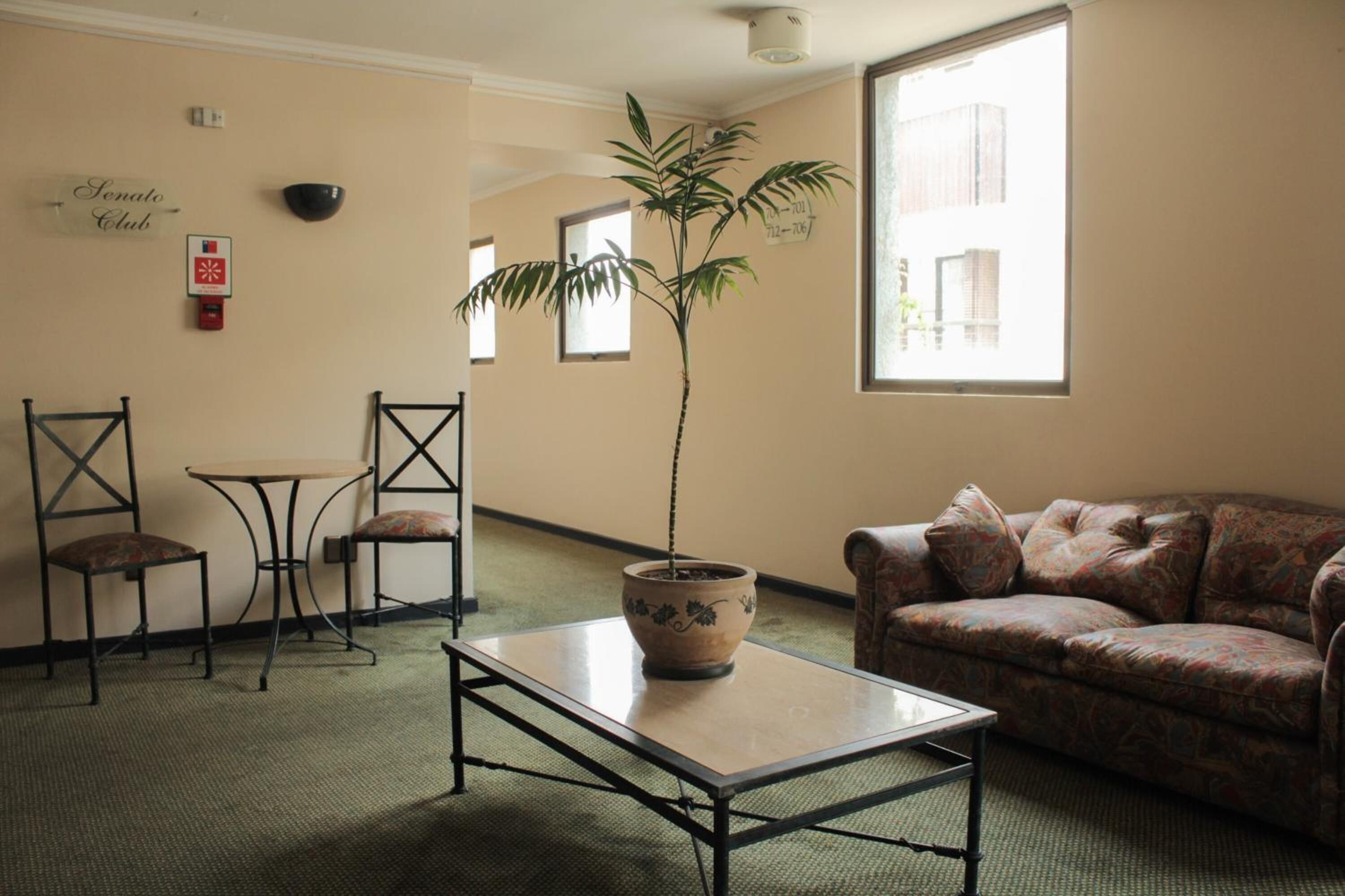 32-inch flat-screen tv with cable channels, tv