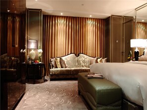 Ropa de cama hipoalergénica y minibar 