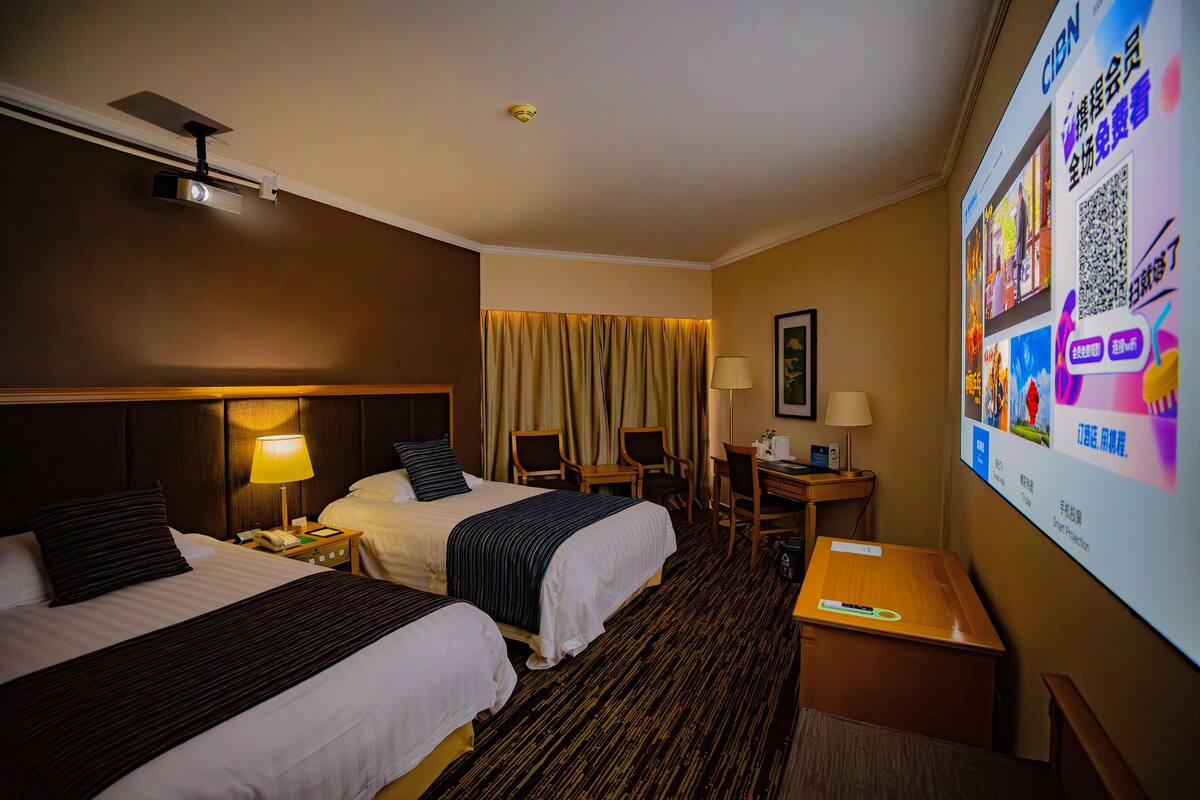 Blackout curtains, free WiFi, bed sheets
